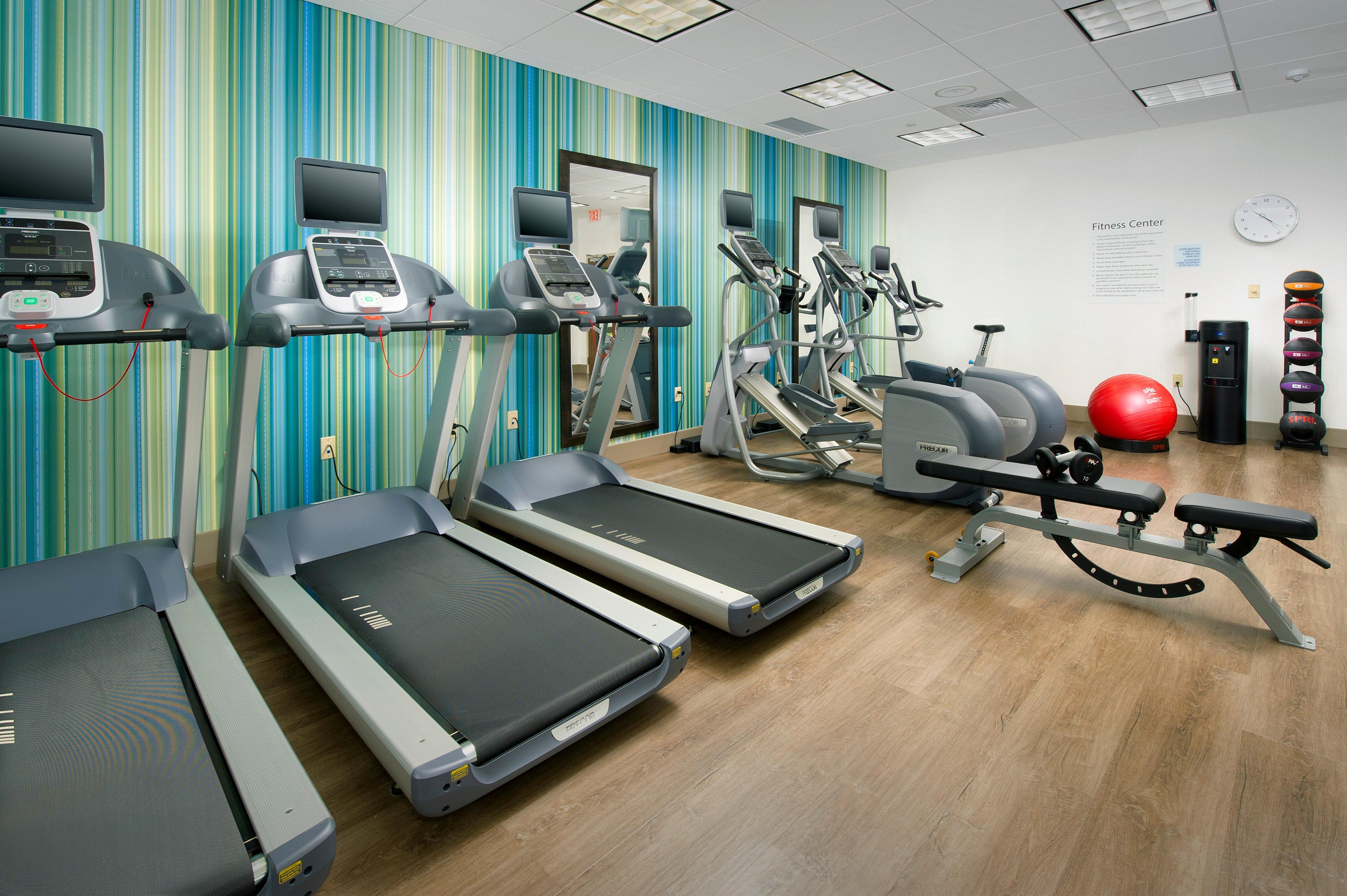 Holiday Inn Express & Suites By Ihg Altoona By Ihg Екстер'єр фото