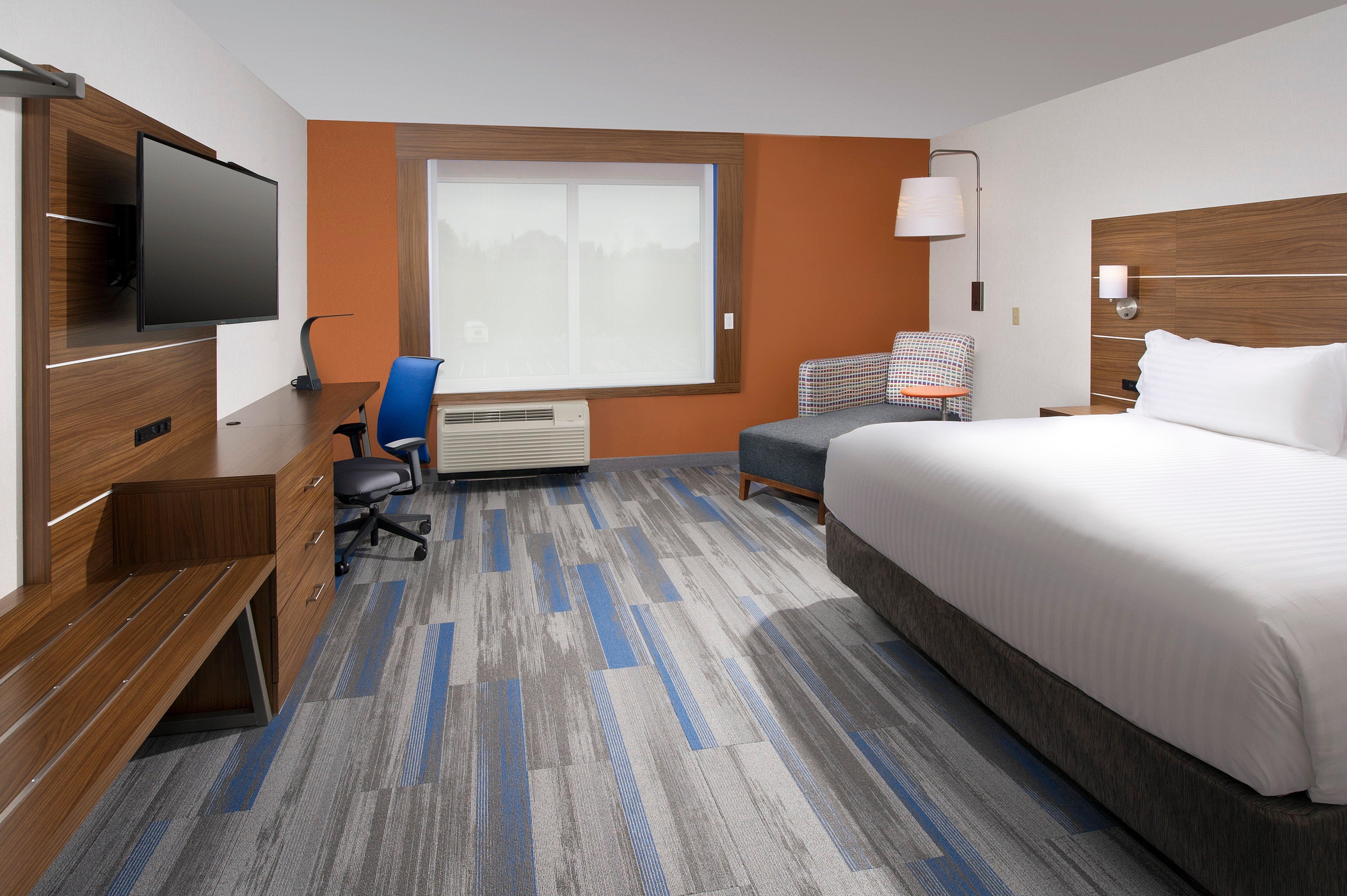 Holiday Inn Express & Suites By Ihg Altoona By Ihg Екстер'єр фото